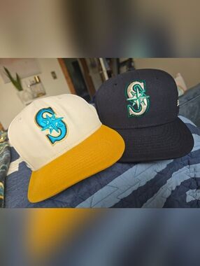 Seattle Mariners 7 1/8 Fitted Cap Set